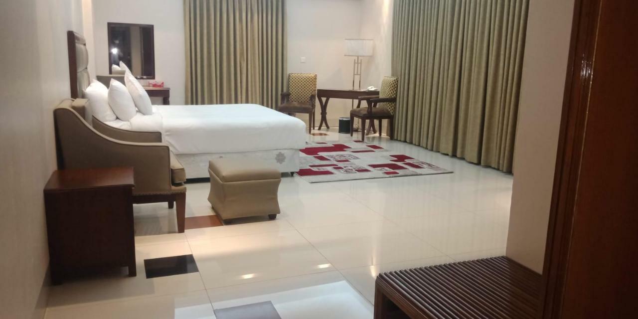 The Royal Paradise Dhaka Luaran gambar