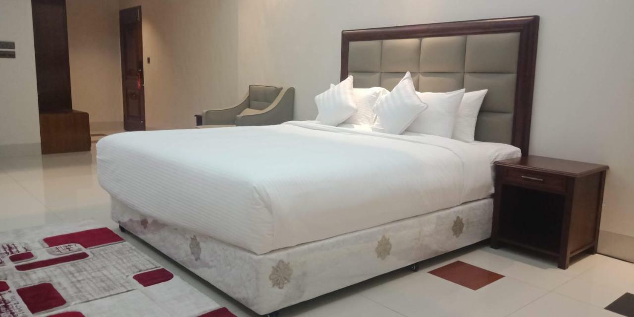 The Royal Paradise Dhaka Luaran gambar